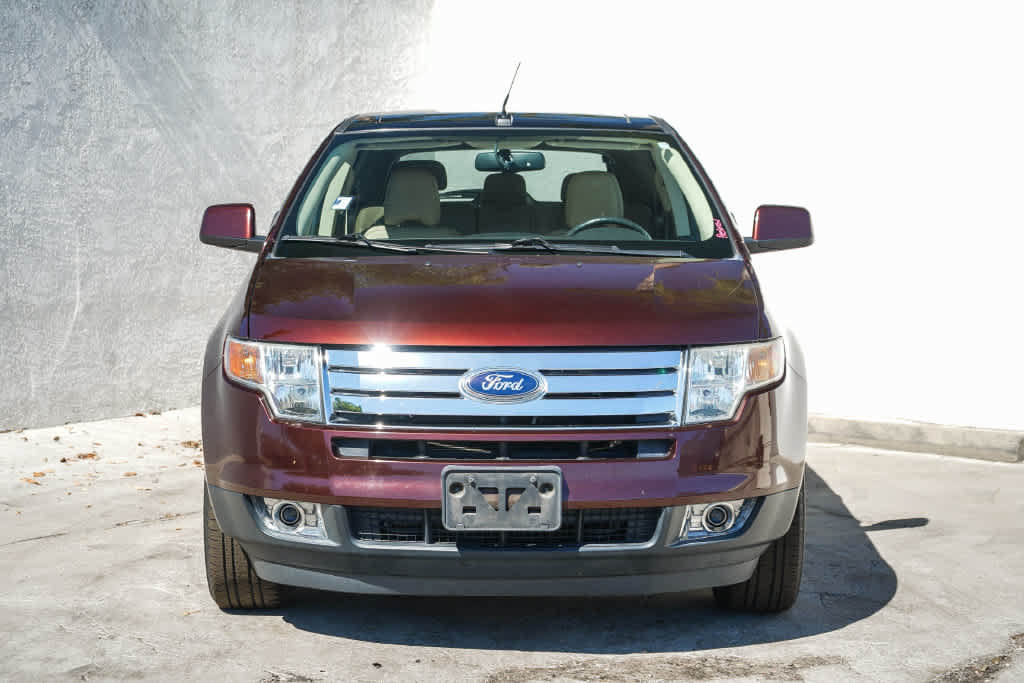 Used 2010 Ford Edge SEL FWD image 2