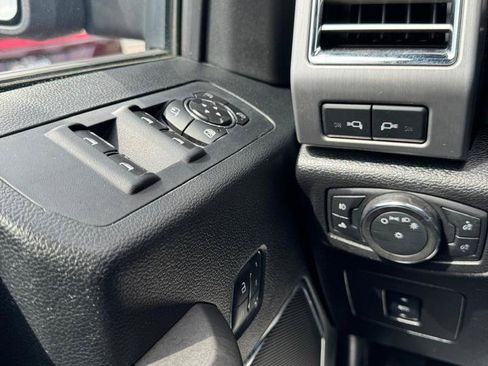 Used 2015 Ford F150 Platinum w/ Technology Package AWD/4WD image 14