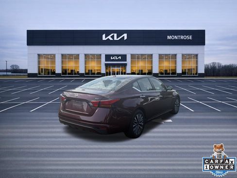 Used 2023 Nissan Altima 2.5 SV FWD image 6