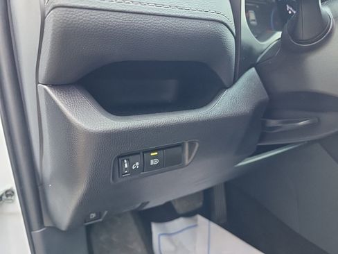 Certified 2025 Toyota RAV4 XLE image 18