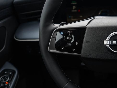 New 2026 Nissan Leaf SV+ w/ Illuminated Package FWD image 19