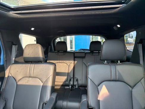 Certified 2025 Honda Pilot TrailSport image 18