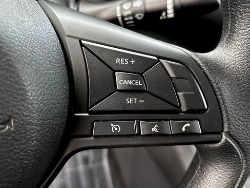 Certified 2025 Nissan Sentra S FWD image 15