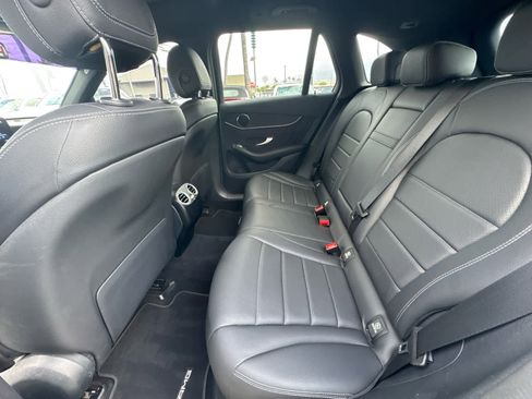 Used 2022 Mercedes-Benz GLC 300 image 17
