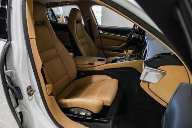 Used 2016 Porsche Panamera S w/ Premium Package Plus RWD image 34