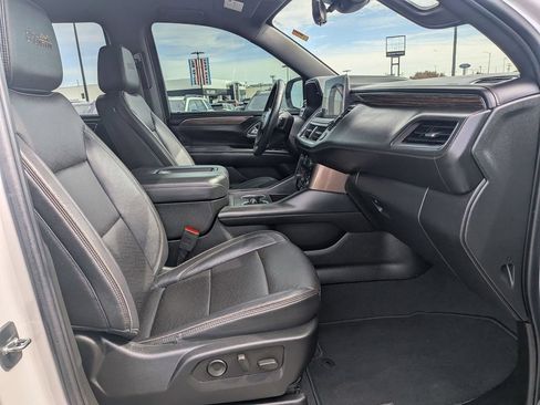 Used 2023 Chevrolet Tahoe High Country AWD/4WD image 23