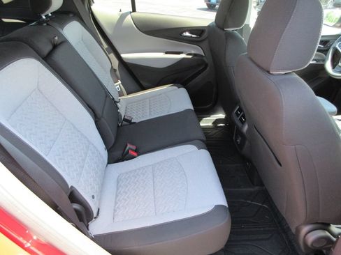 Certified 2024 Chevrolet Equinox LT AWD/4WD image 18