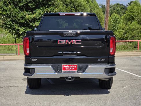 Used 2025 GMC Sierra 1500 SLT AWD/4WD image 5