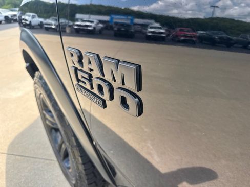 Used 2024 RAM 1500 Warlock AWD/4WD image 13