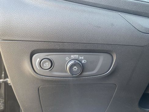 Used 2024 Buick Encore GX Sport Touring image 17