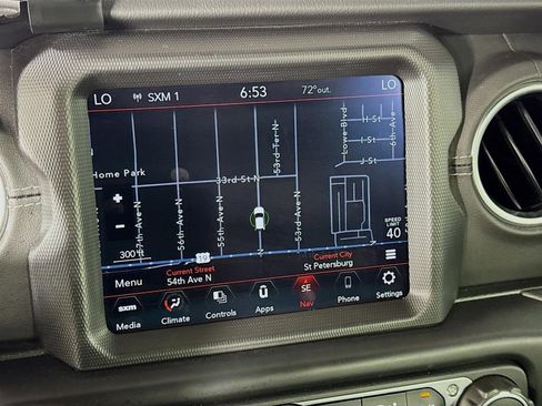 Used 2022 Jeep Gladiator Overland w/ Popular Equipment Package image 16