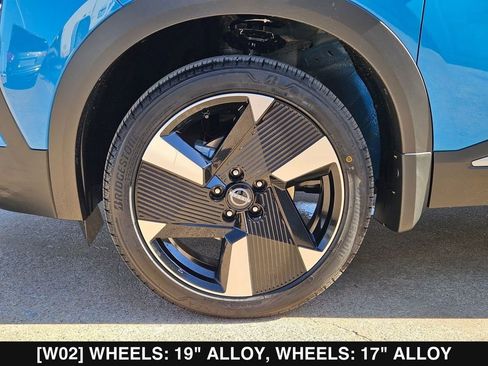 New 2026 Nissan Kicks SR w/ SR Premium Package image 29