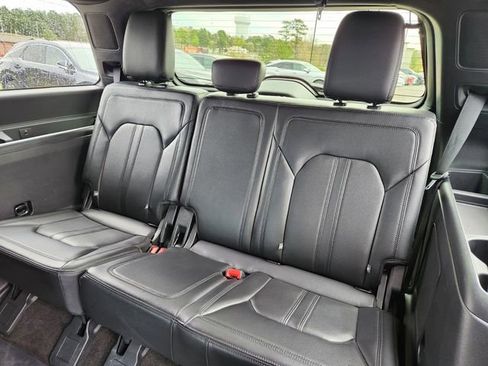 Used 2018 Ford Expedition Limited w/ Equipment Group 301A image 13