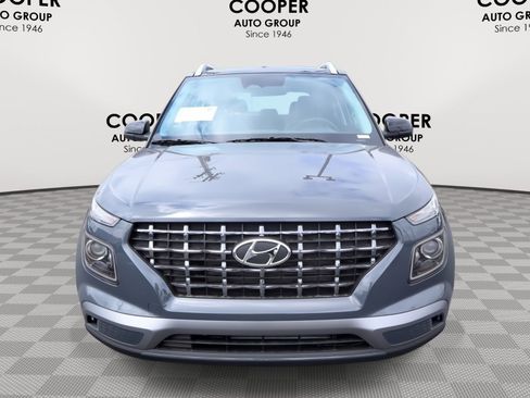 New 2026 Hyundai Venue SEL FWD image 2