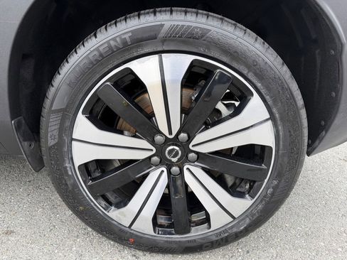 Used 2023 Volvo C40 P8 Recharge Plus AWD/4WD image 47