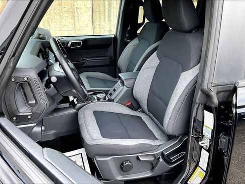 Used 2025 Ford Bronco Big Bend AWD/4WD image 8