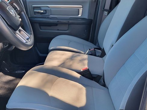Used 2023 RAM 1500 Classic SLT w/ Electronics Group AWD/4WD image 14