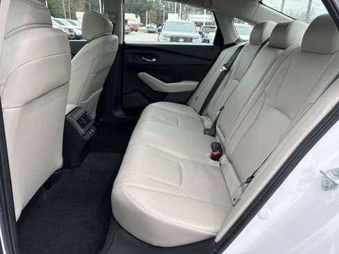 Used 2025 Honda Accord EX-L image 31