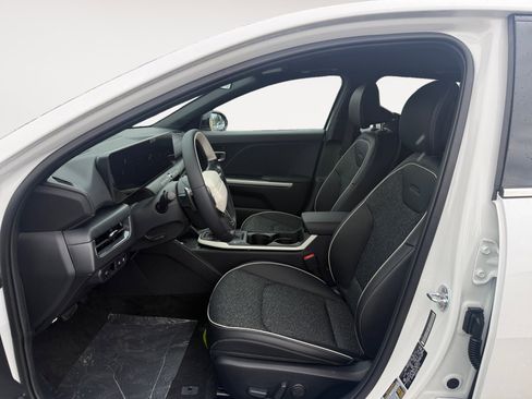 New 2025 Kia K4 GT-Line image 10