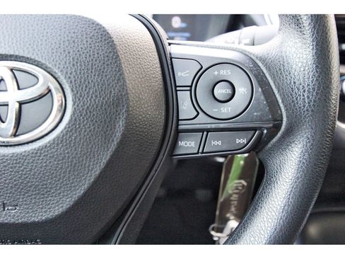 Used 2020 Toyota Corolla LE FWD image 20