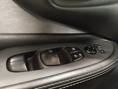 Used 2023 Nissan Murano SV AWD/4WD image 27