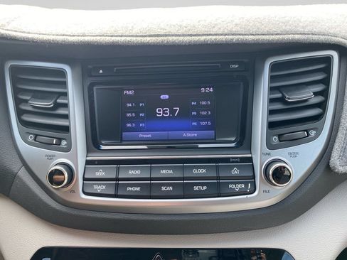 Used 2017 Hyundai Tucson SE w/ Cargo Package FWD image 28