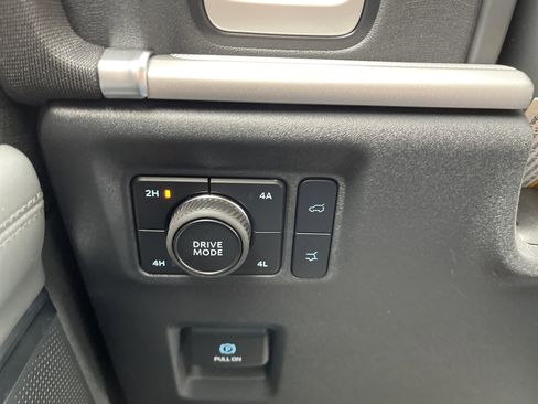 New 2026 Ford Expedition Active image 22