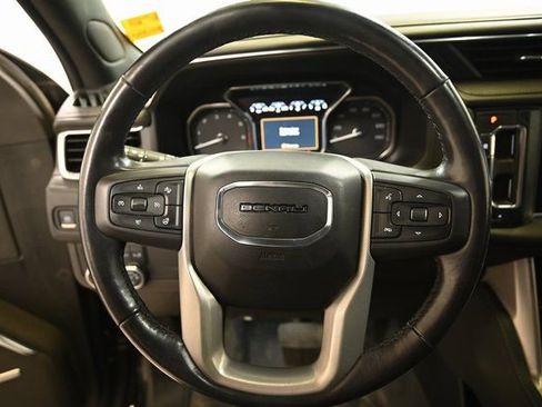 Used 2021 GMC Yukon XL Denali AWD/4WD image 4