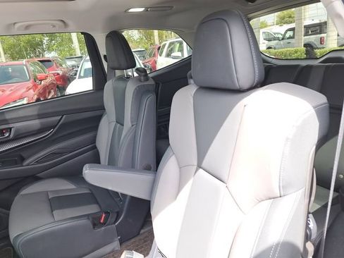 Used 2022 Subaru Ascent Onyx Edition AWD/4WD image 13