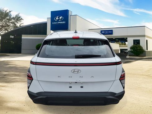 New 2026 Hyundai Kona SE FWD image 5