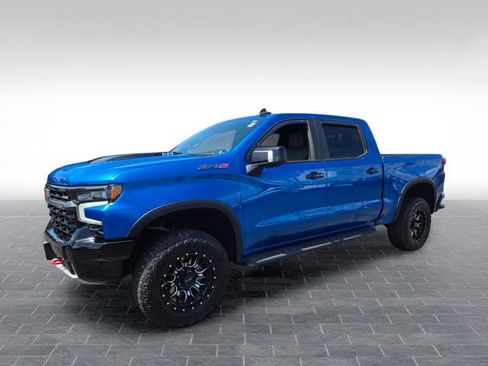 Used 2022 Chevrolet Silverado 1500 ZR2 AWD/4WD image 3