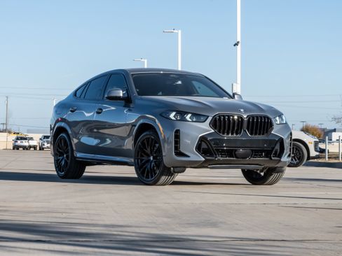 New 2026 BMW X6 xDrive40i w/ Climate Comfort Package image 2