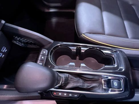 Used 2024 Chevrolet TrailBlazer ACTIV image 28