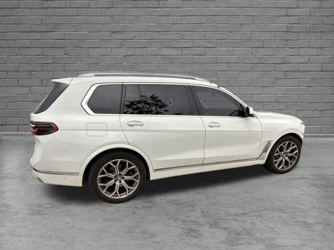 Used 2024 BMW X7 xDrive40i w/ Executive Package AWD/4WD image 12