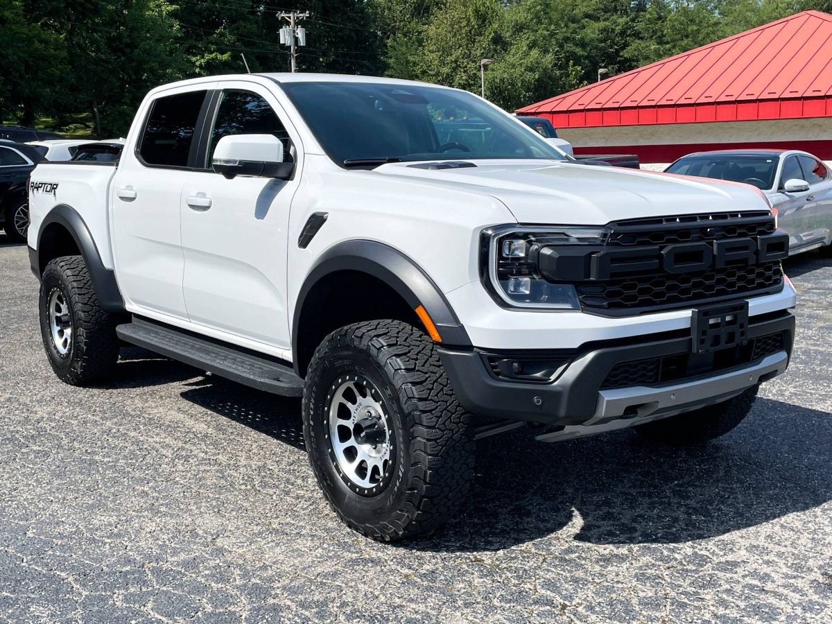 Used 2025 Ford Ranger Raptor AWD/4WD image 2