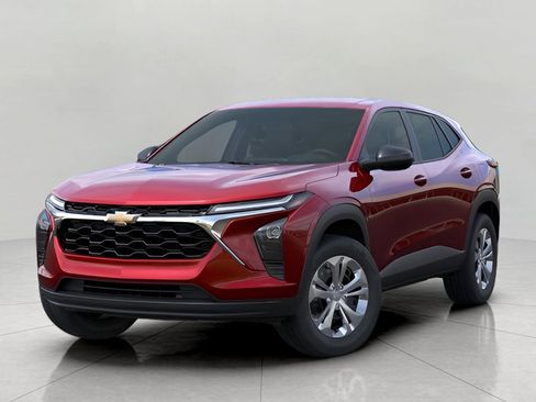 New 2026 Chevrolet Trax LS w/ Driver Confidence Package image 8