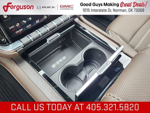 New 2026 GMC Yukon Denali Ultimate AWD/4WD image 36