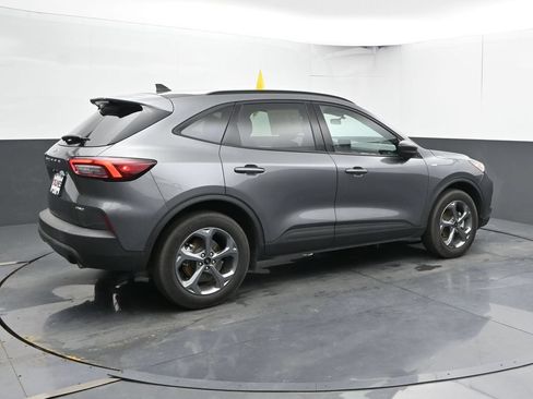Used 2025 Ford Escape ST-Line AWD/4WD image 3