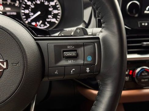 Used 2022 Nissan Pathfinder Platinum w/ Cargo Package image 35