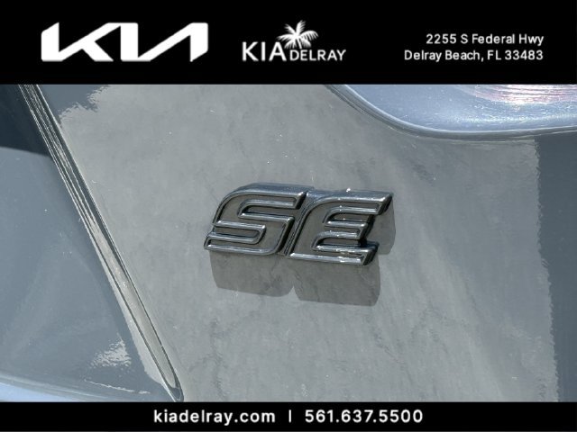 Used 2025 Toyota Corolla SE FWD image 9