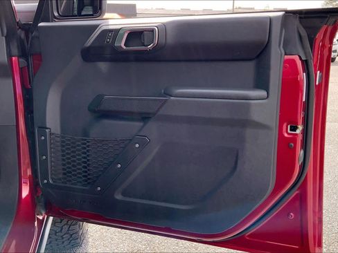 Certified 2025 Ford Bronco Badlands image 23