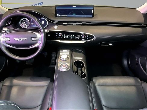 Used 2025 Genesis GV70 2.5T AWD/4WD image 8