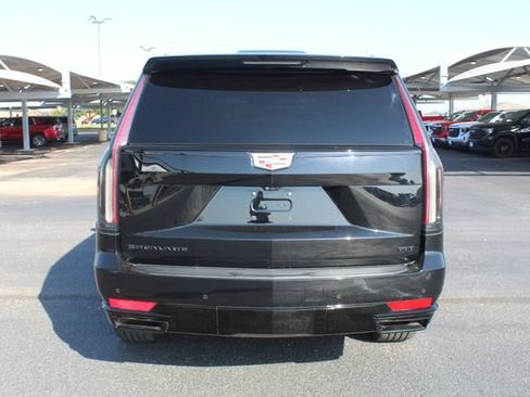 Used 2023 Cadillac Escalade Sport w/ Touring Package AWD/4WD image 4