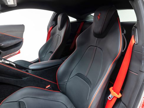 Certified 2022 Ferrari Roma image 72