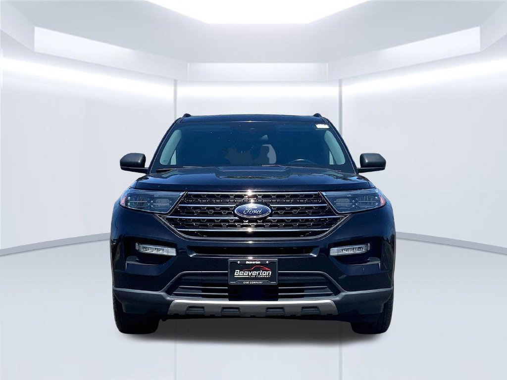 Used 2020 Ford Explorer XLT w/ Equipment Group 202A AWD/4WD image 5