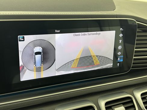 Certified 2021 Mercedes-Benz GLS 450 4MATIC image 32