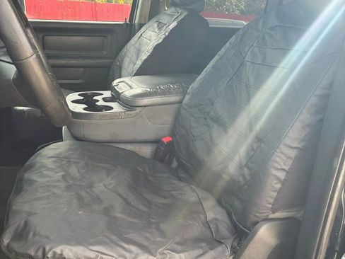 Used 2014 RAM 1500 Express w/ Black Ram 1500 Express Group image 9