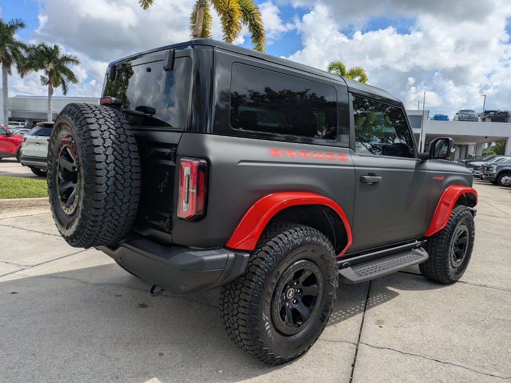 Used 2025 Ford Bronco Stroppe Edition AWD/4WD image 8
