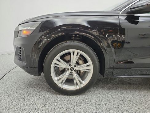 Used 2023 Audi Q8 Premium w/ Convenience Package AWD/4WD image 30