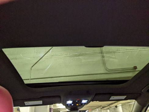 Used 2022 Volkswagen GTI Autobahn image 13